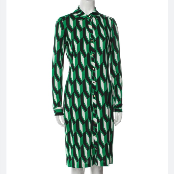 Diane Von Furstenberg Dresses & Skirts - DIANE VON FURSTENBERG Silk Knee-Length Dress
